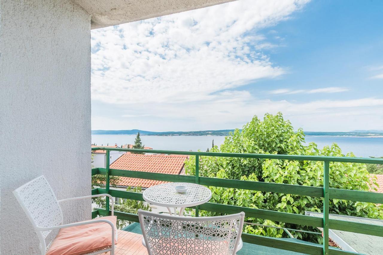 Apartments Borik Crikvenica Exterior foto